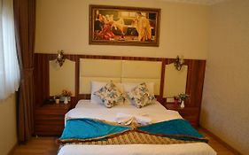 Peradise Hotel
